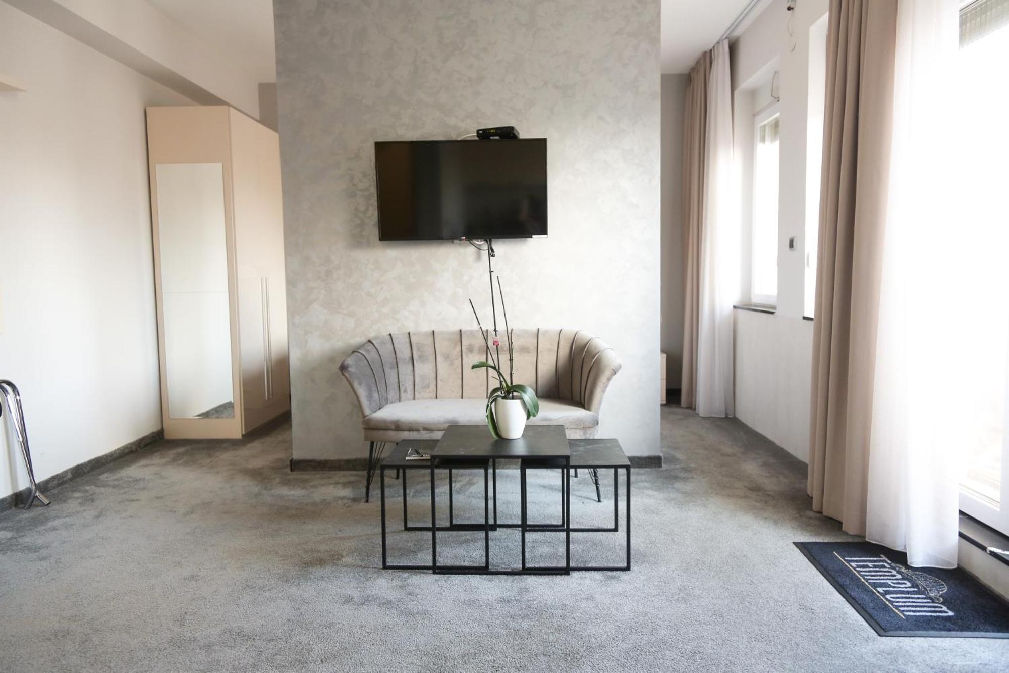 Templum Apartments - Slavija Square 贝尔格莱德 外观 照片