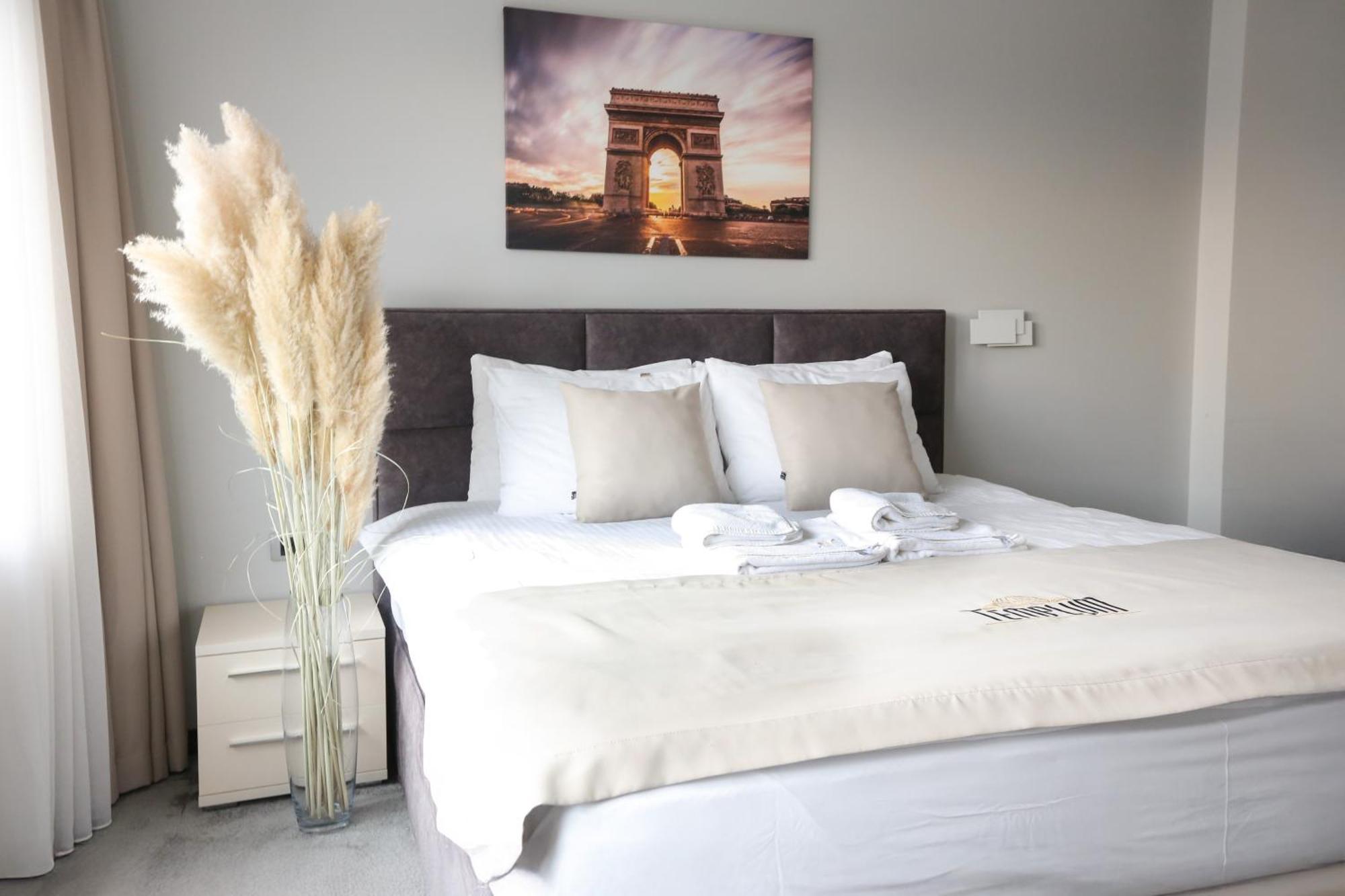 Templum Apartments - Slavija Square 贝尔格莱德 客房 照片